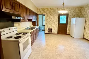 101 W Fulton St, New Castle, PA 16102 - Photo 13