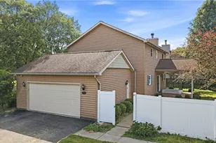 1720 Susan Ct, Hermitage, PA 16148 - Photo 31