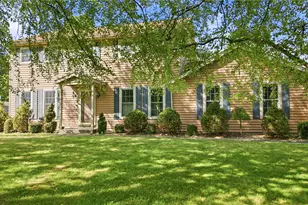 1720 Susan Ct, Hermitage, PA 16148 - Photo 1