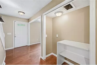 1720 Susan Ct, Hermitage, PA 16148 - Photo 7