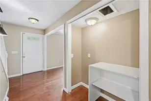 1720 Susan Ct, Hermitage, PA 16148 - Photo 7