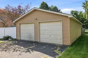 1720 Susan Ct, Hermitage, PA 16148 - Photo 29