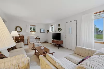 113 Westview Dr, Twp of But SW, PA 16001 - Photo 7