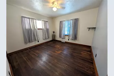 1300 Leeds Ave, Monessen, PA 15062 - Photo 15