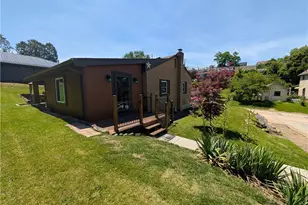 1300 Leeds Ave, Monessen, PA 15062 - Photo 33