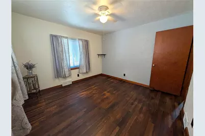 1300 Leeds Ave, Monessen, PA 15062 - Photo 15