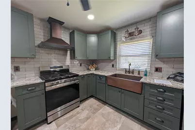 1300 Leeds Ave, Monessen, PA 15062 - Photo 5