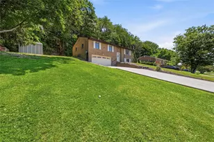 38 Lynncrest Cir, Cecil, PA 15321 - Photo 35
