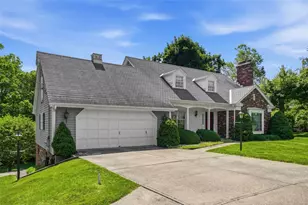 204 Shafer Rd, Moon/Crescent Twp, PA 15108 - Photo 3