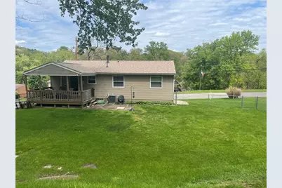 512 Malabar Drive, Pittsburgh, PA 15239 - Photo 9