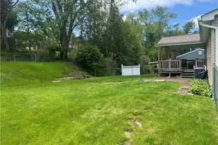 512 Malabar Dr, Pittsburgh, PA 15239 - Photo 5