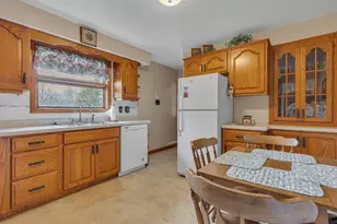 452 Center Grange Rd, Center Township, PA 15061 - Photo 13