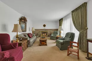 452 Center Grange Rd, Center Township, PA 15061 - Photo 5