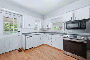 1032 Griswold St, Sharon, PA 16146 - Photo 9
