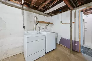 1032 Griswold St, Sharon, PA 16146 - Photo 11