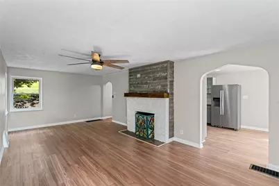 617 Argonne Blvd, Ellwood City, PA 16117 - Photo 9