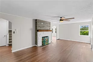 617 Argonne Blvd, Ellwood City, PA 16117 - Photo 7