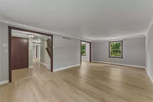112 Marshall Dr, Pittsburgh, PA 15228 - Photo 25