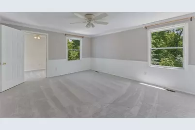 112 Marshall Dr, Pittsburgh, PA 15228 - Photo 19