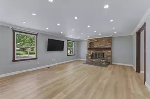 112 Marshall Dr, Pittsburgh, PA 15228 - Photo 7