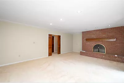 120 Mont Rd, Center Township, PA 16001 - Photo 15