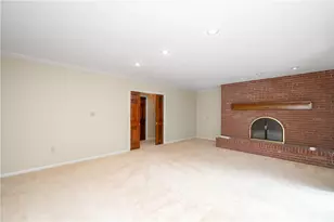 120 Mont Rd, Center Township, PA 16001 - Photo 15