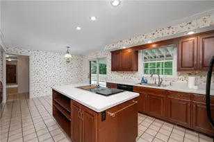 120 Mont Rd, Center Township, PA 16001 - Photo 7