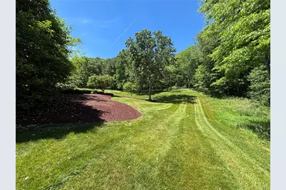 120 Mont Rd, Center Township, PA 16001 - Photo 17
