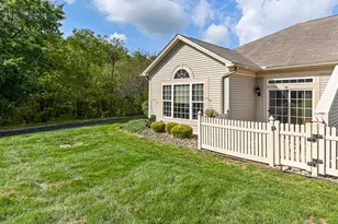 592 Monroe Blvd, New Sewickley Township, PA 15042 - Photo 3