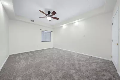 5600 Munhall Rd #201, Pittsburgh, PA 15217 - Photo 37