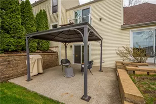 2554 B Pheasant Run Dr, Pittsburgh, PA 15090 - Photo 27