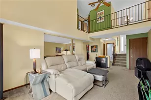 2554 B Pheasant Run Dr, Pittsburgh, PA 15090 - Photo 5