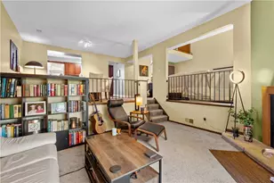 2554 B Pheasant Run Dr, Pittsburgh, PA 15090 - Photo 7