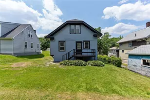 615 Park Ave, Farrell, PA 16121 - Photo 3