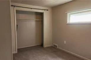607 Olive Ln, Ambridge, PA 15003 - Photo 17