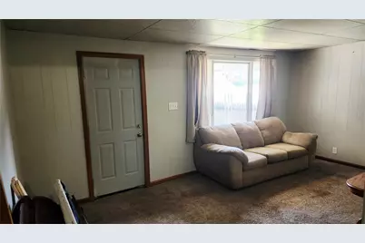 607 Olive Ln, Ambridge, PA 15003 - Photo 9
