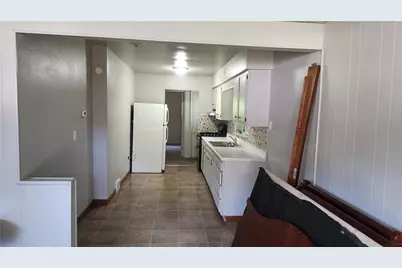 607 Olive Ln, Ambridge, PA 15003 - Photo 13