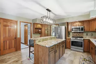 117 Heldon Dr, Moon/Crescent Twp, PA 15108 - Photo 9