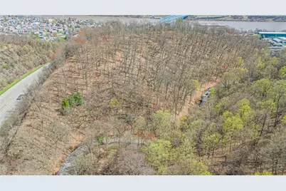 550 Division Lane, Vanport, PA 15009 - Photo 5