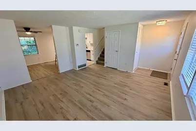 3812 Louisa St, Pittsburgh, PA 15227 - Photo 5
