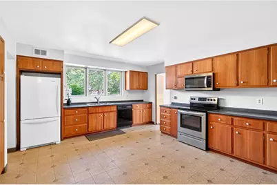2219 Mitchell Dr, North Huntingdon, PA 15642 - Photo 5