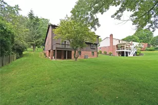 2461 Corteland Dr, Pittsburgh, PA 15241 - Photo 37