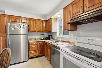 1019 Copsewood Drive, Bethel Park, PA 15102 - Photo 7