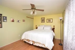 1019 Copsewood Dr, Bethel Park, PA 15102 - Photo 7