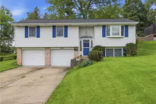 1019 Copsewood Dr, Bethel Park, PA 15102 - Photo 1