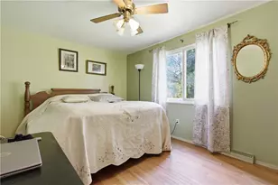 1019 Copsewood Dr, Bethel Park, PA 15102 - Photo 13