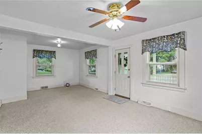 229 Spruce St, Zelienople, PA 16063 - Photo 11