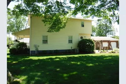 229 Spruce St, Zelienople, PA 16063 - Photo 3