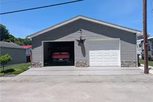 19 Thompson St, Latrobe, PA 15650 - Photo 35