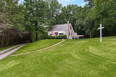 519 S Main St, Zelienople, PA 16063 - Photo 3